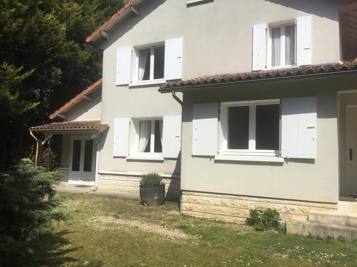 Les Pierrottes Villa Mornac Eksteriør billede