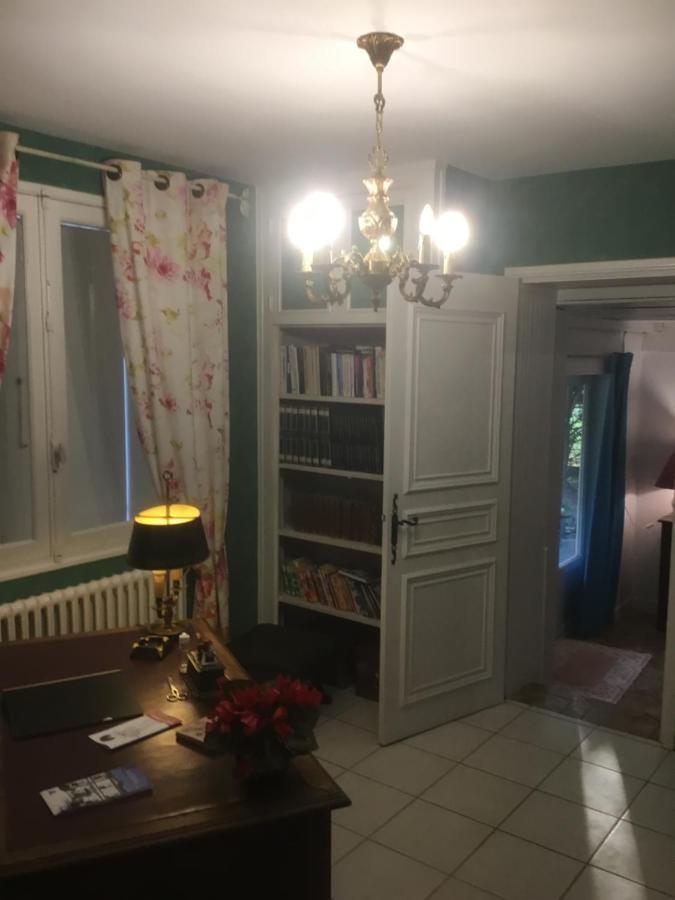 Les Pierrottes Villa Mornac Eksteriør billede