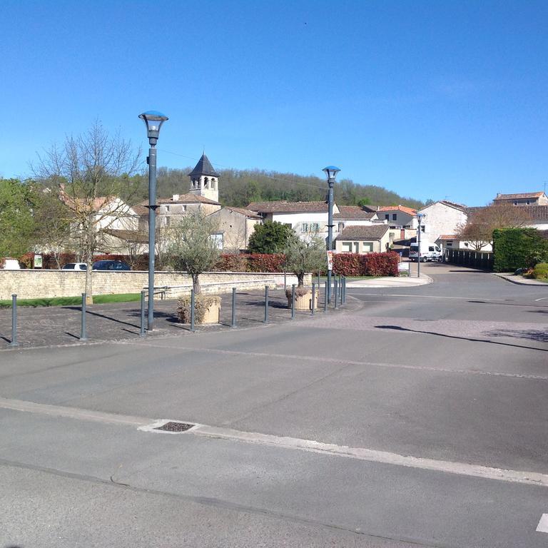 Les Pierrottes Villa Mornac Eksteriør billede